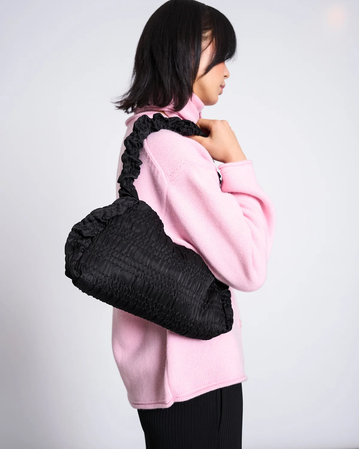 Ruffled Bag AVI