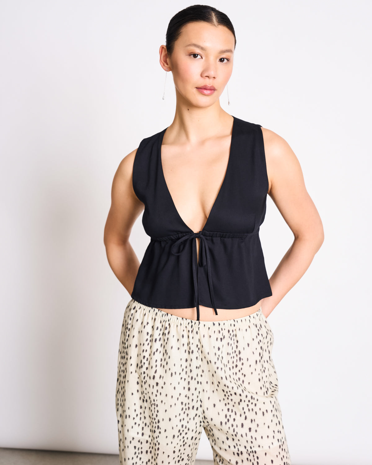 Tie Top VESTER